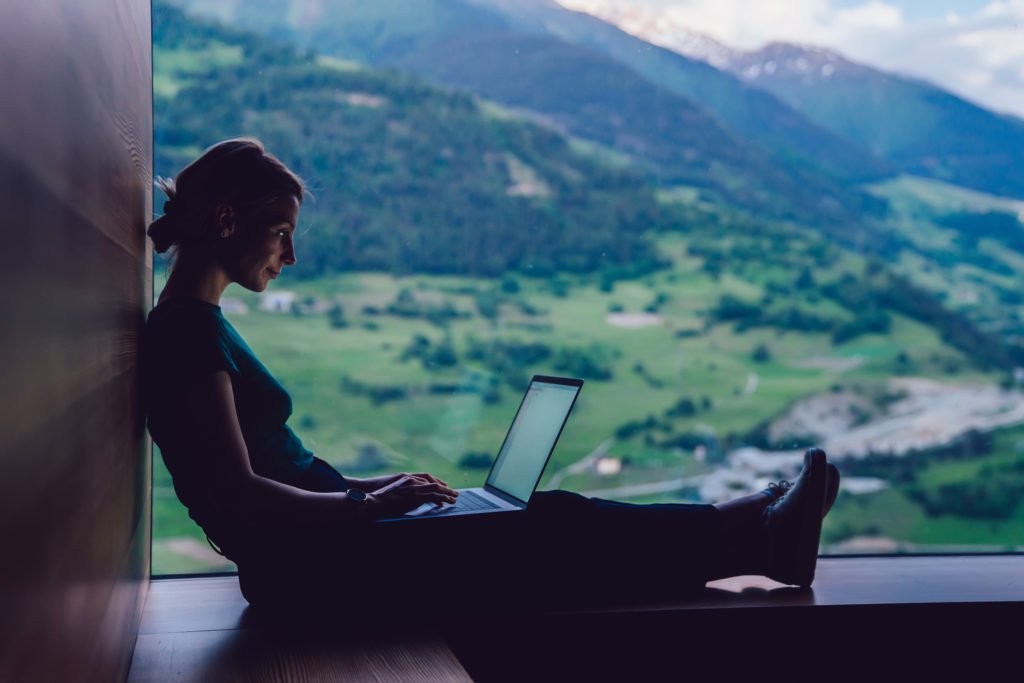 home office em uma casa de campo