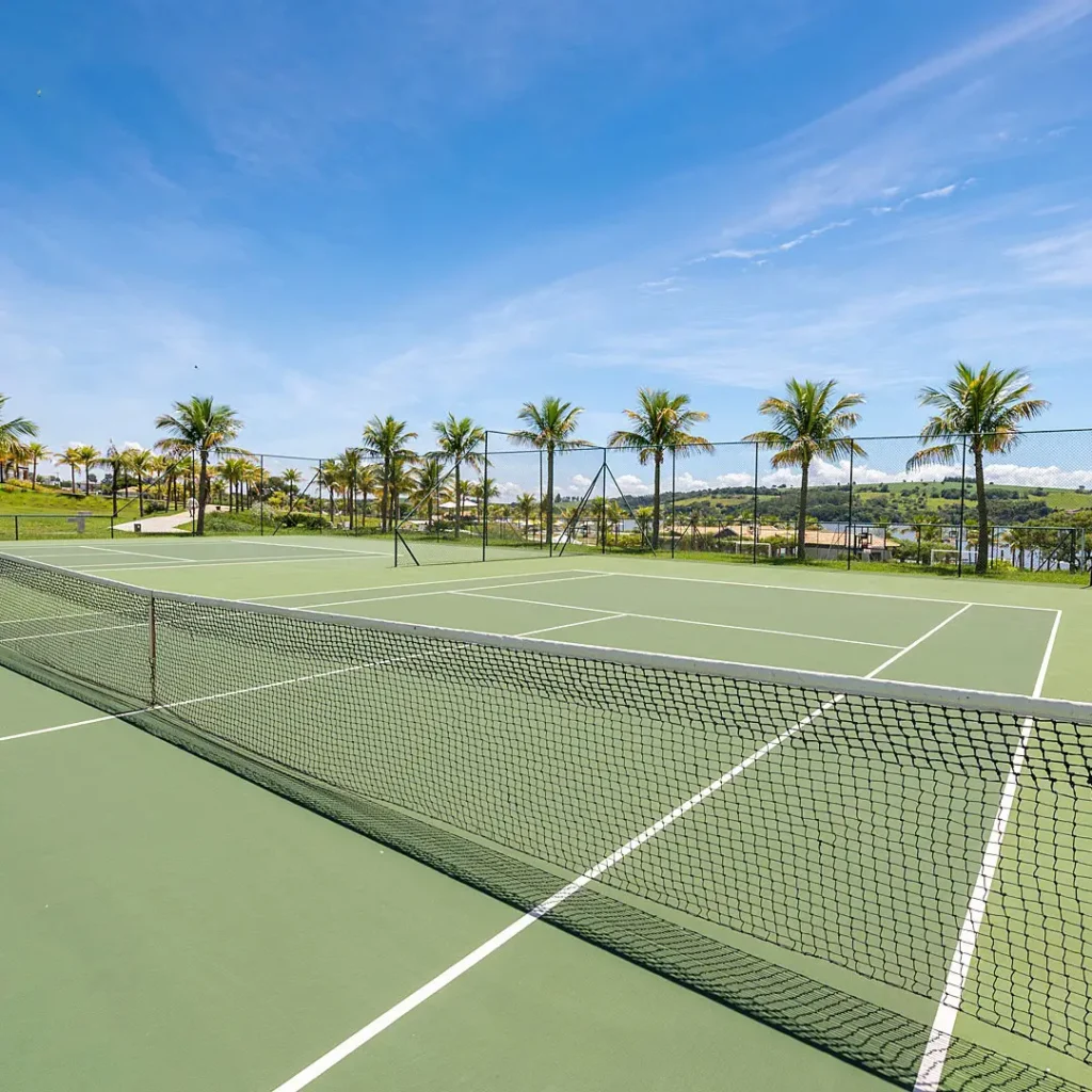 Quadras de Tênis no loteamento Riviera de Santa Cristina